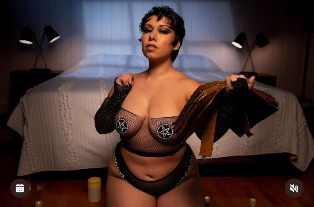 Celeb – OnlyFans – TikTok – Mala Muñoz / mala_munoz / thicklena / masmala – Nude