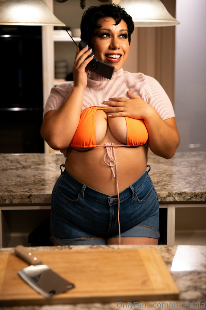 Celeb – OnlyFans – TikTok – Mala Muñoz / mala_munoz / thicklena / masmala – Nude