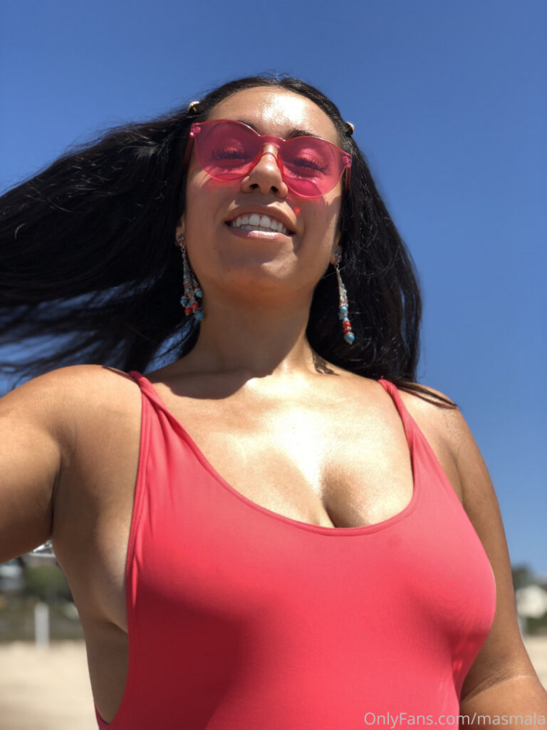 Celeb – OnlyFans – TikTok – Mala Muñoz / mala_munoz / thicklena / masmala – Nude