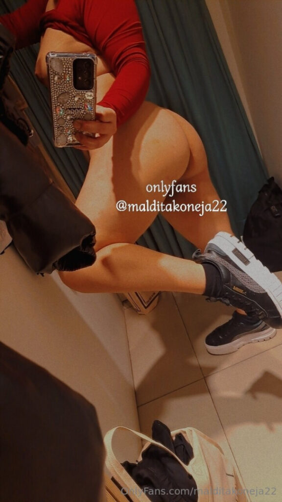 OnlyFans – Latina – malditakoneja22 / xmalditakonejax / TEFI – Nude