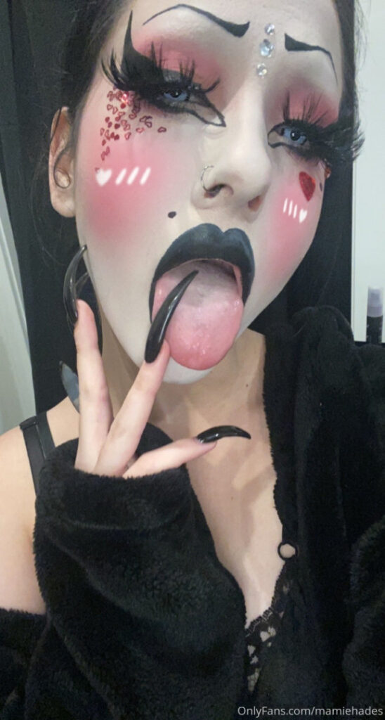 OnlyFans – TikTok – mamiehades – Nude