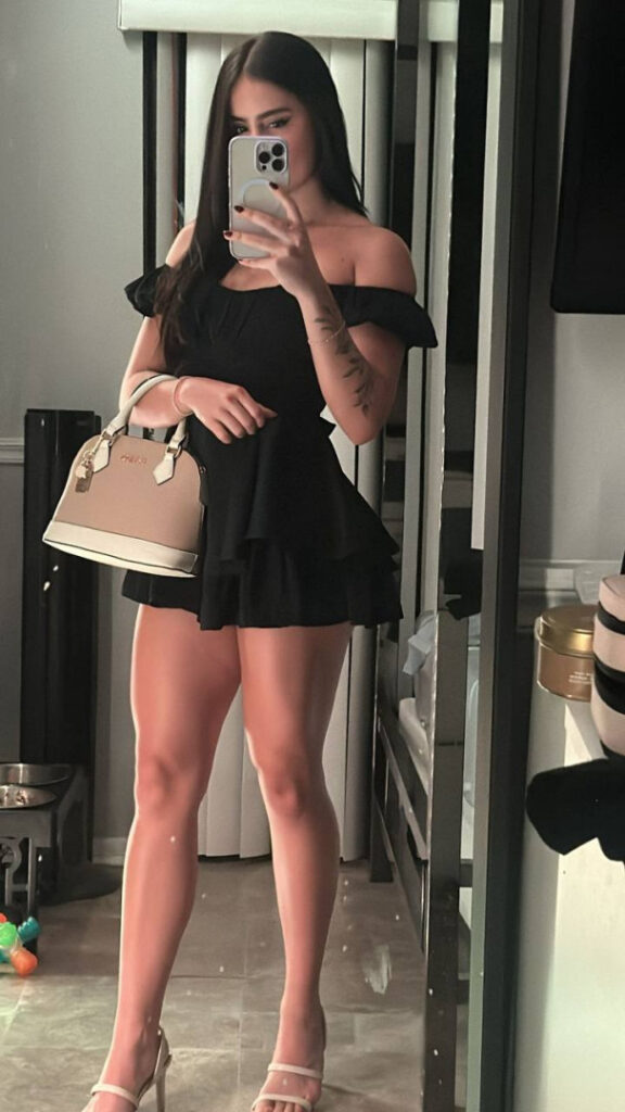 Twitch – Petite – Latina – Mariana Villa – Nude