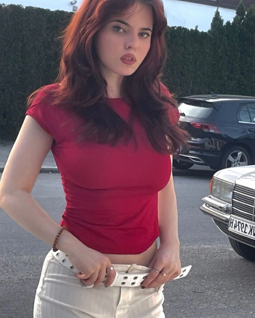 Instagram – martasharman – Nude