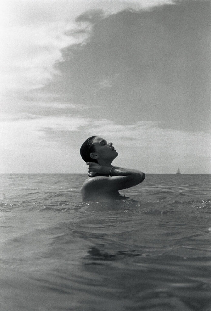 Instagram – Maya Marguerite – Nude