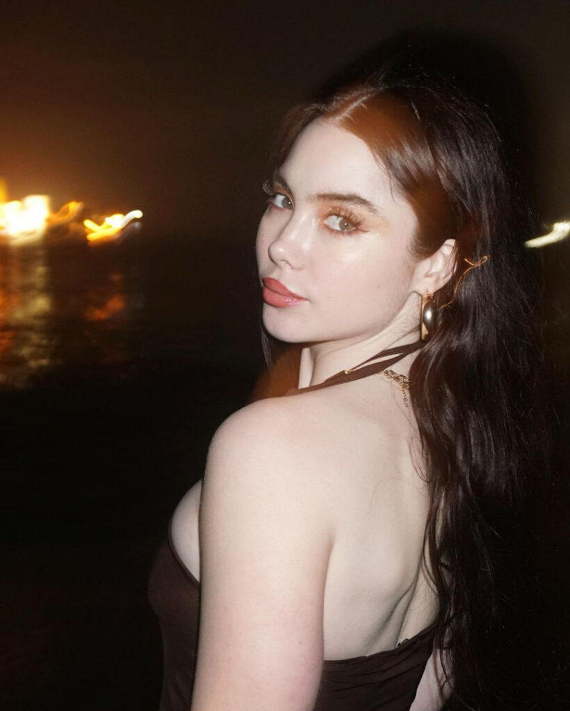 TikTok – Celeb – McKayla Maroney – Nude