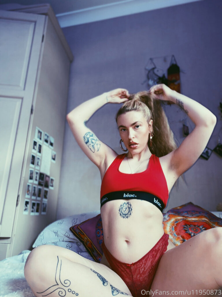 OnlyFans – T H I C C – Megan / LucidBaby / lucidbabyx / lucidbabyxo – Nude