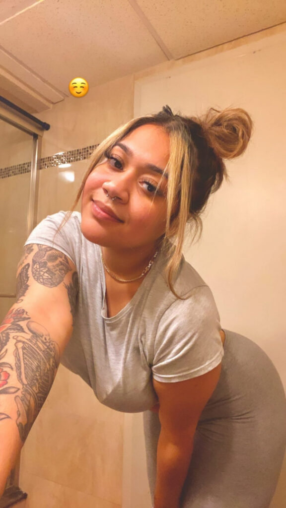 OnlyFans – T H I C C – Latina – megjanicee – Nude