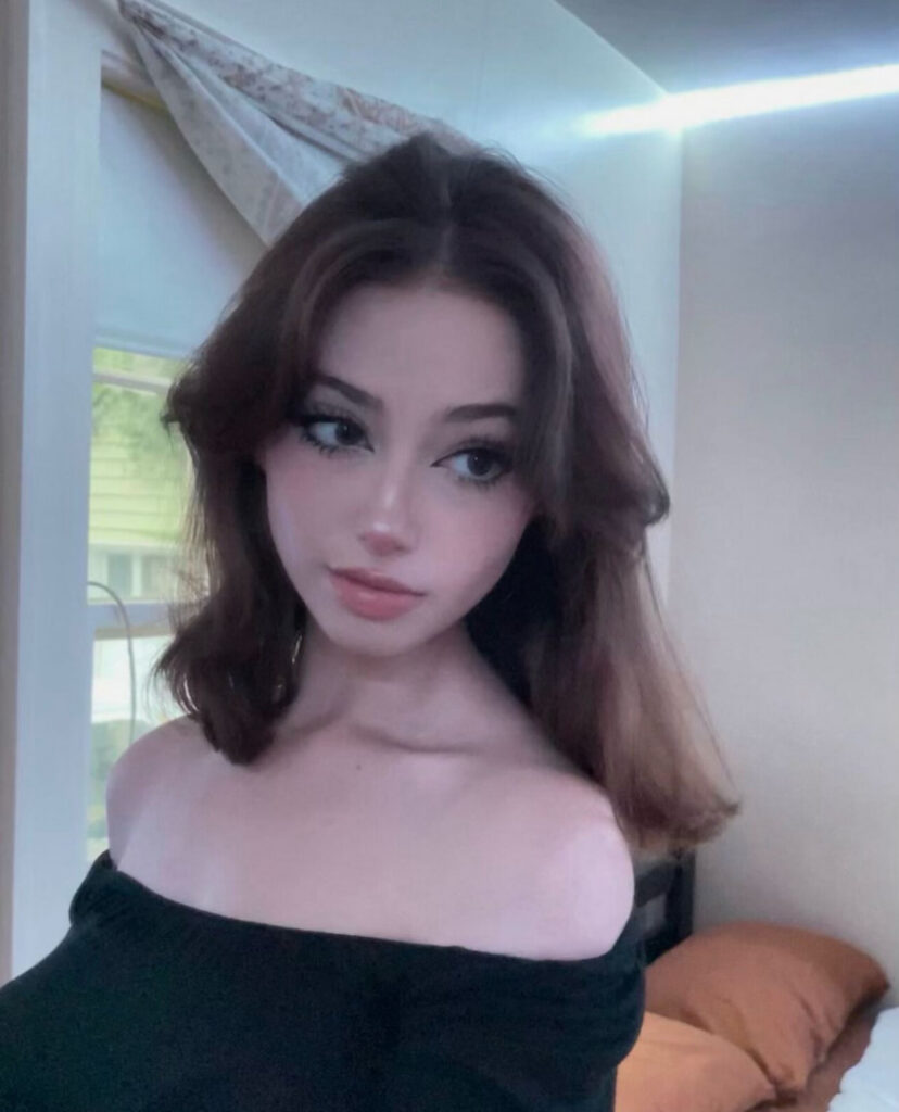 TikTok – minipist/minipstt – Nude