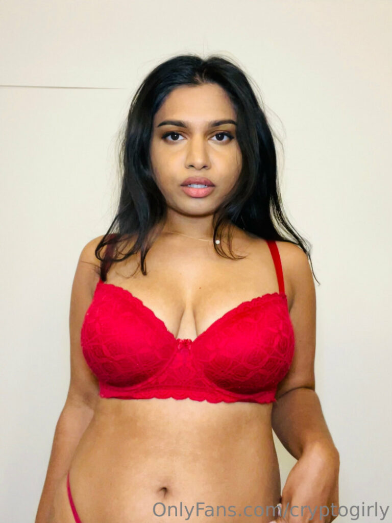 OnlyFans – T H I C C – Indian – Miss Patel @cryptogirly – Nude