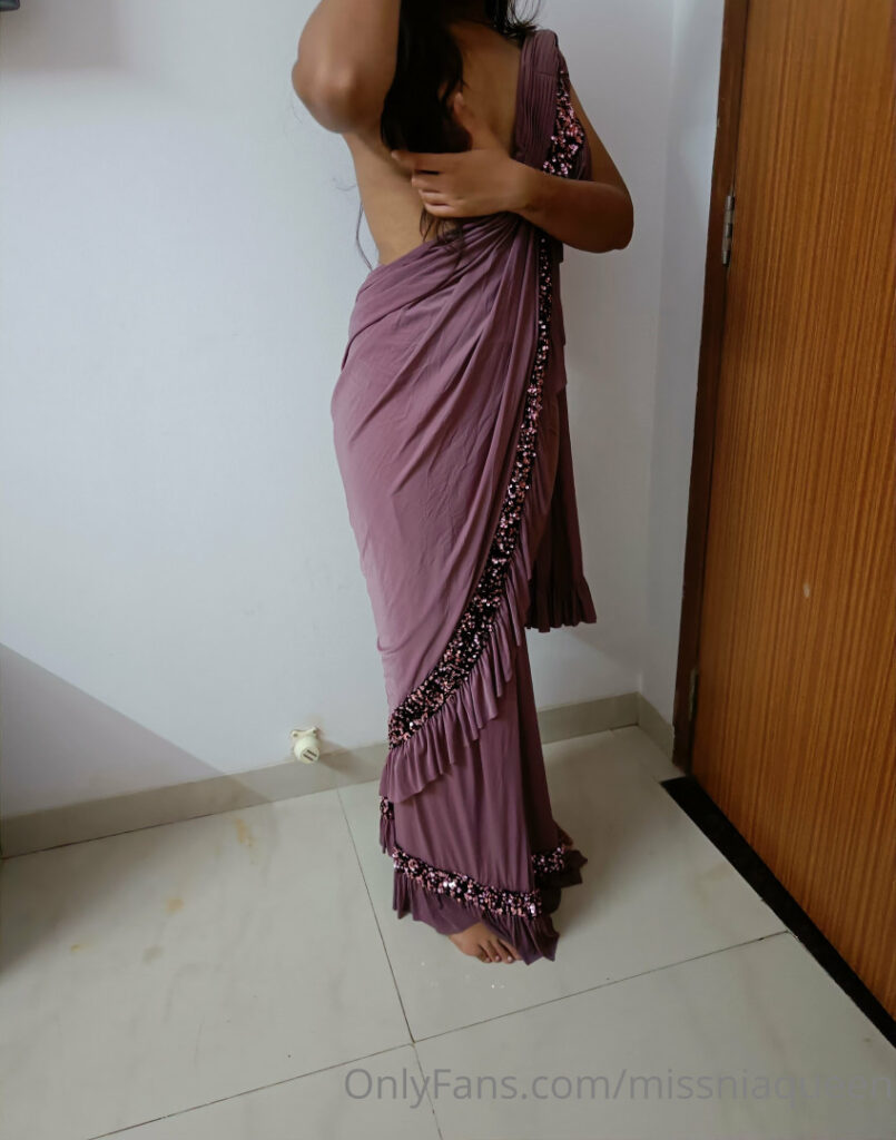 OnlyFans – Indian – Missniaqueen | – Nude