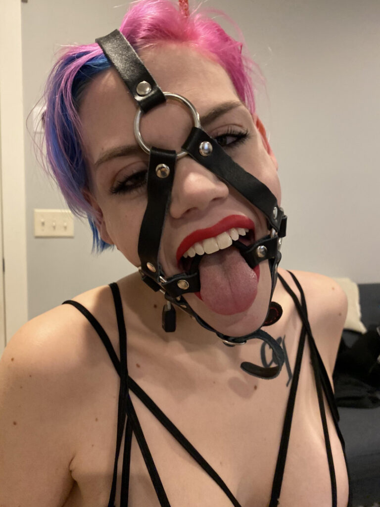 OnlyFans – mm_darkside MiaDarkside gothbbydoll – Nude