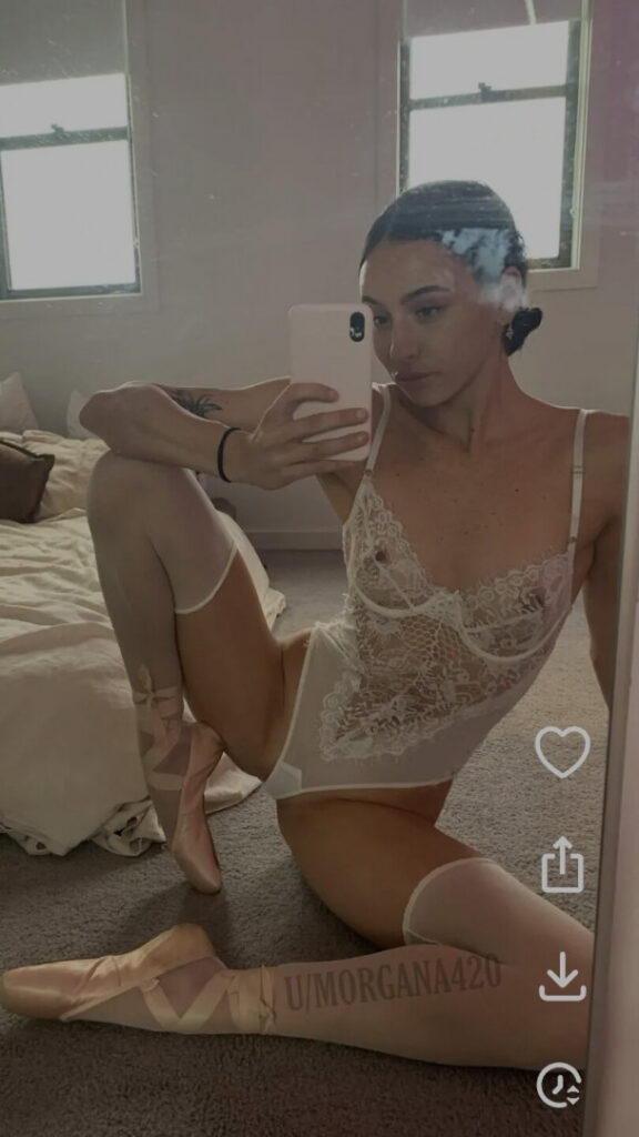 OnlyFans – Reddit – Petite – Morgana420_ – Nude