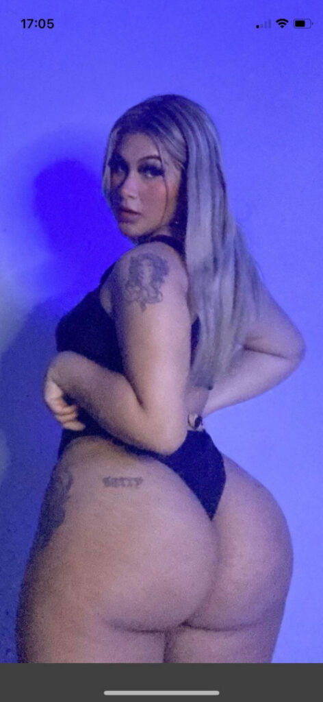 OnlyFans – T H I C C – NaomiVerde – Nude