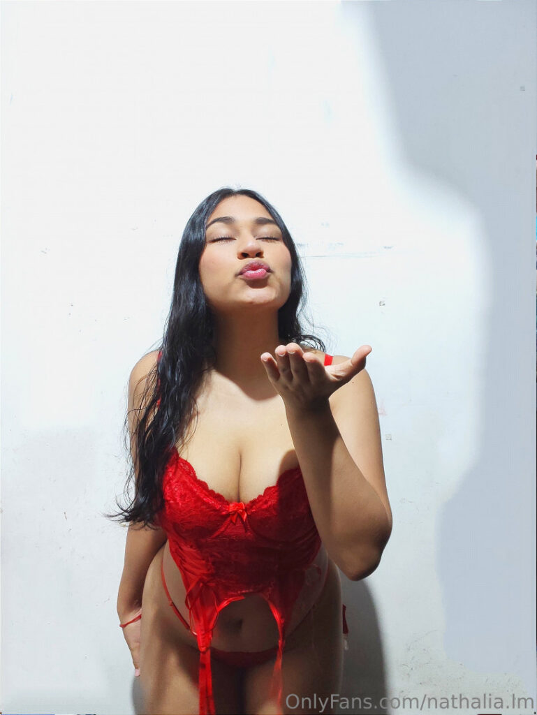 OnlyFans – T H I C C – Latina – Nathalia Moya | natasha.mn | nathalia.lm | nathalia.oficial15 – Nude