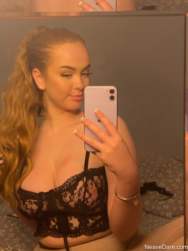 OnlyFans – TikTok – Instagram – Neave Dare – Nude