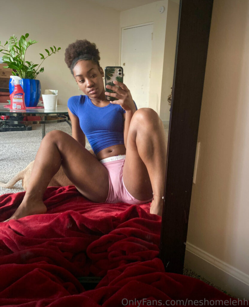 OnlyFans – T H I C C – Ebony – Neshomeleh – Neshomelehh – Nude