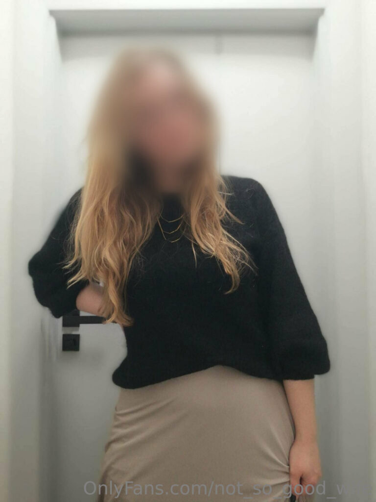 not_so_good_wife – Nude