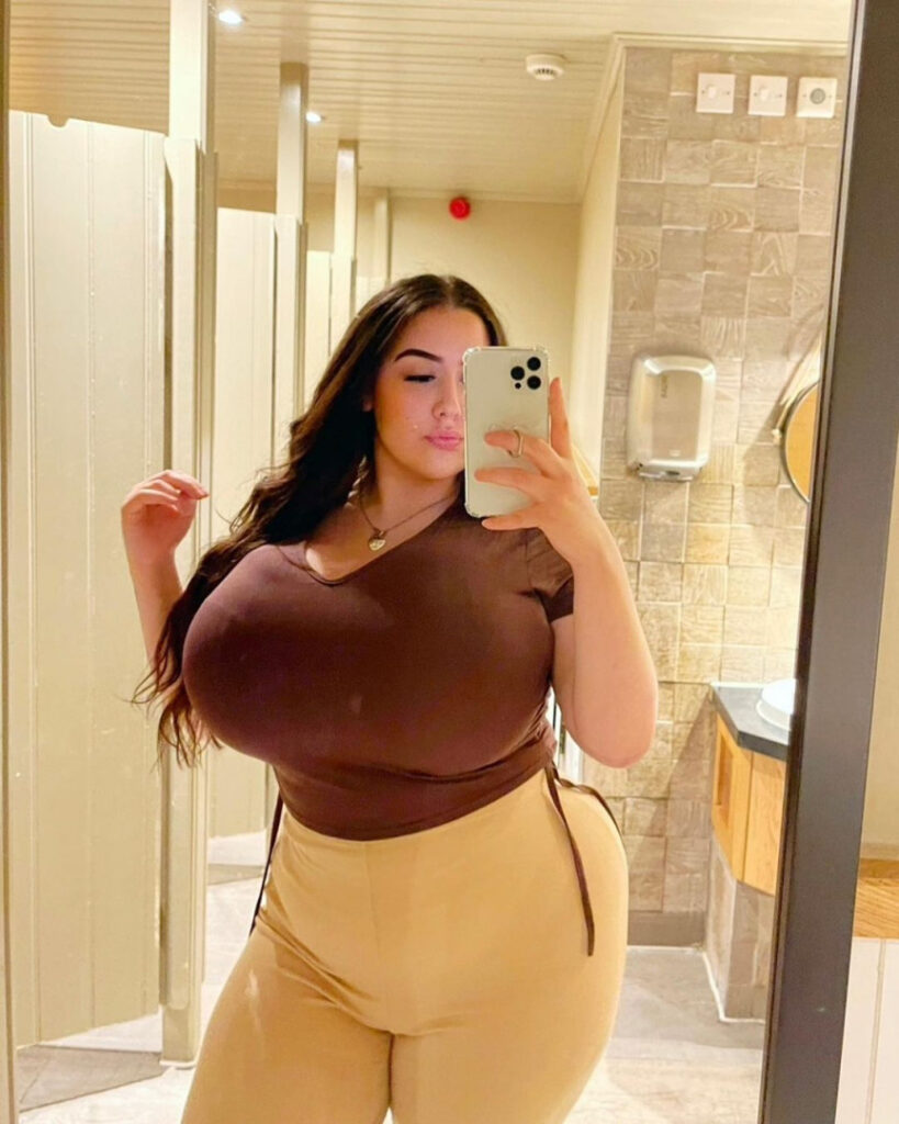 OnlyFans – Instagram – T H I C C – Pettiana | Cypriotmami | (Busty Turkish) – Nude