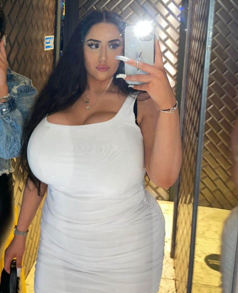 OnlyFans – Instagram – T H I C C – Pettiana | Cypriotmami | (Busty Turkish) – Nude