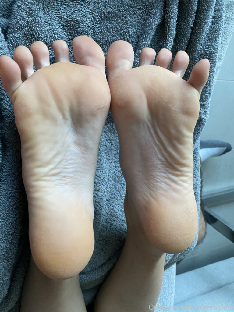 OnlyFans – Feet – Pheebsfeet – Nude