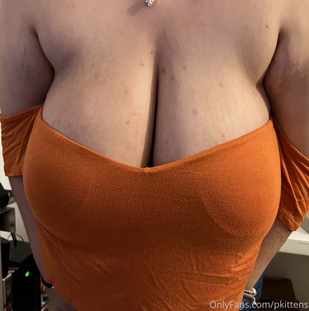 OnlyFans – pkittens – busty bbw latina – Nude