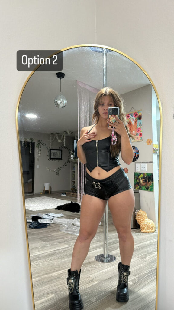 TikTok – T H I C C – Pockets4bees – Nude