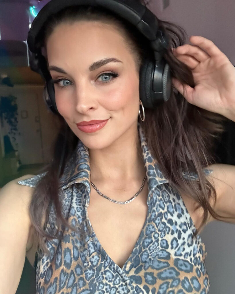 Twitch – pykamusic pyka – Nude