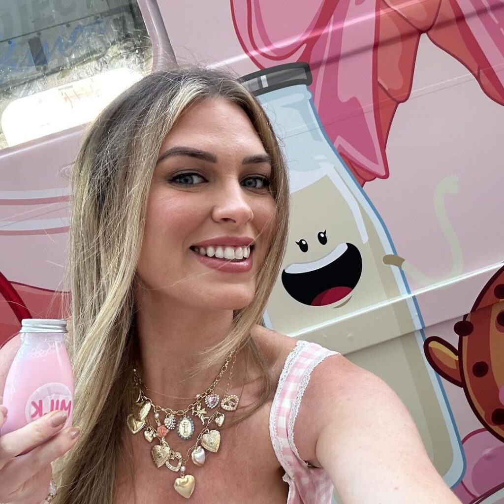 Twitch – QTCinderella – Nude