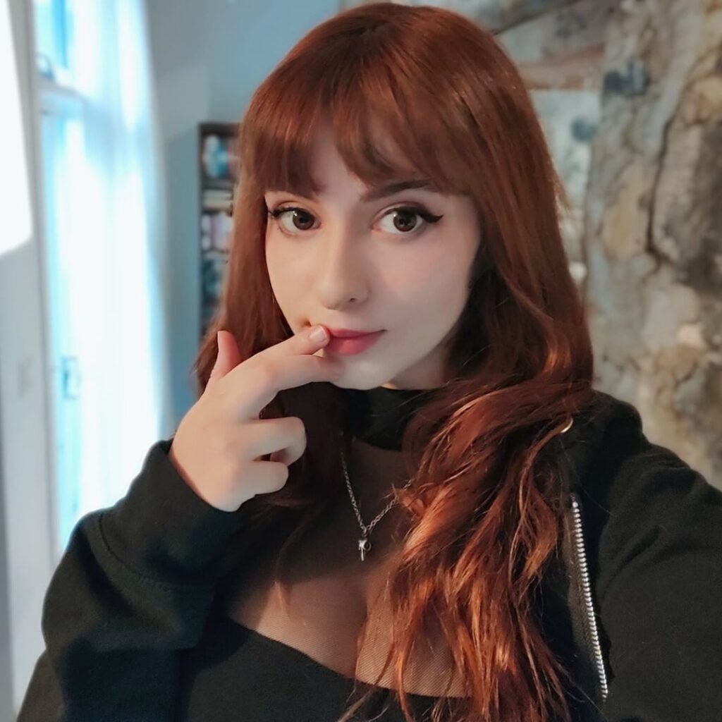 Twitch – RaphDee – Nude