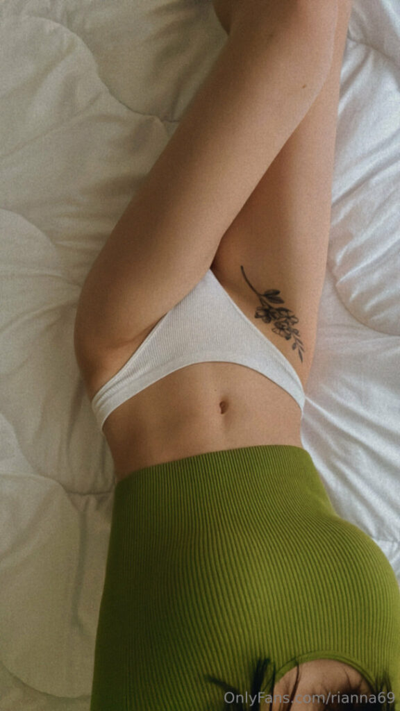 OnlyFans – RiAnna69 – Nude