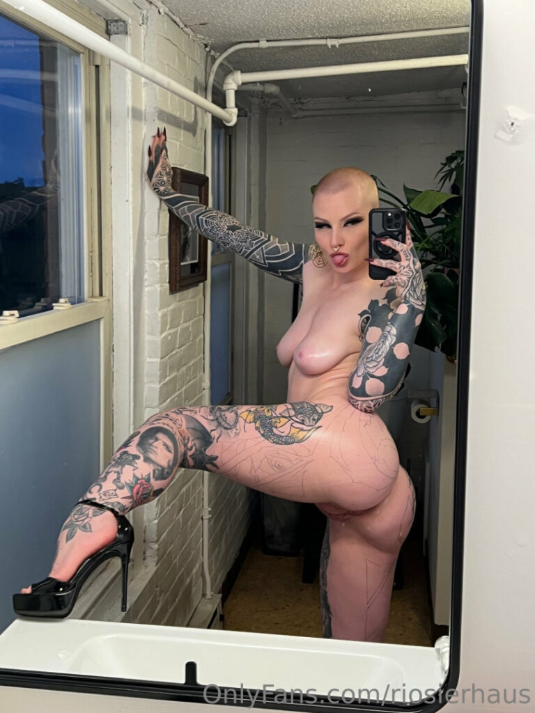 OnlyFans – Rio Sierhaus – Suicide Girl – Nude
