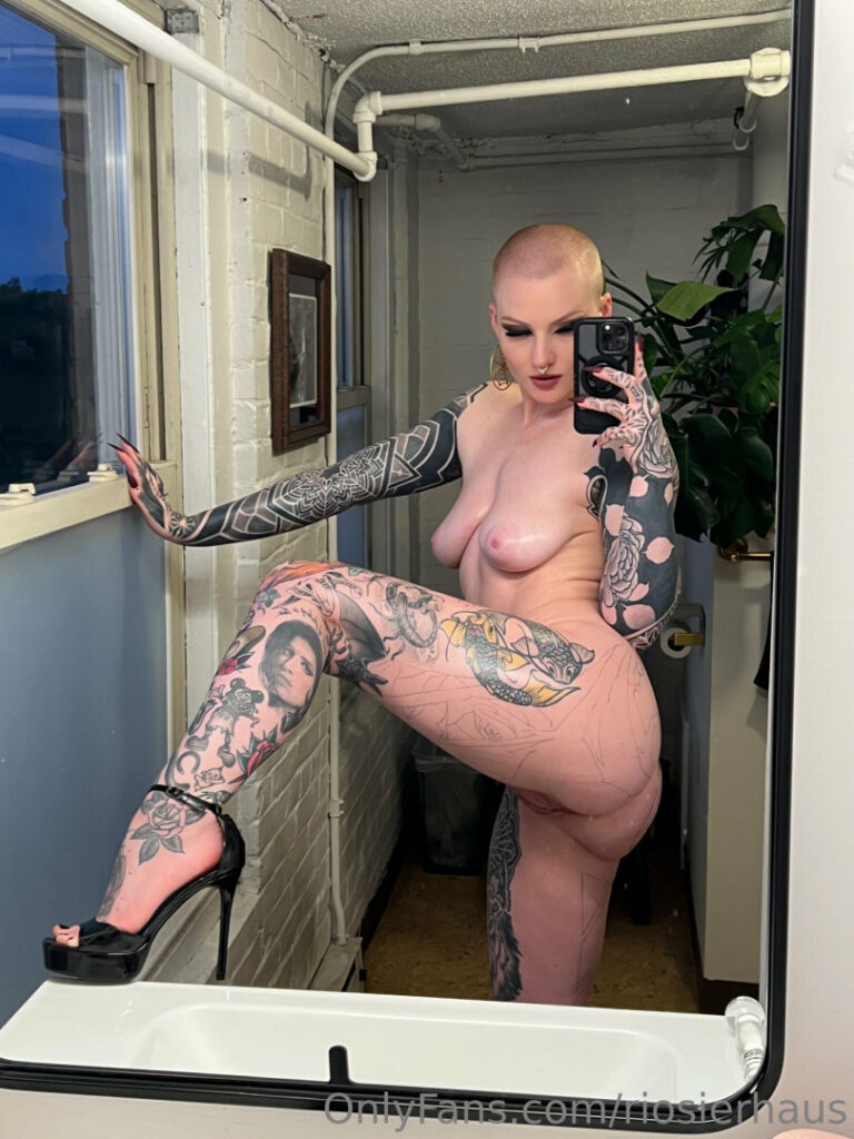 OnlyFans – Rio Sierhaus – Suicide Girl – Nude