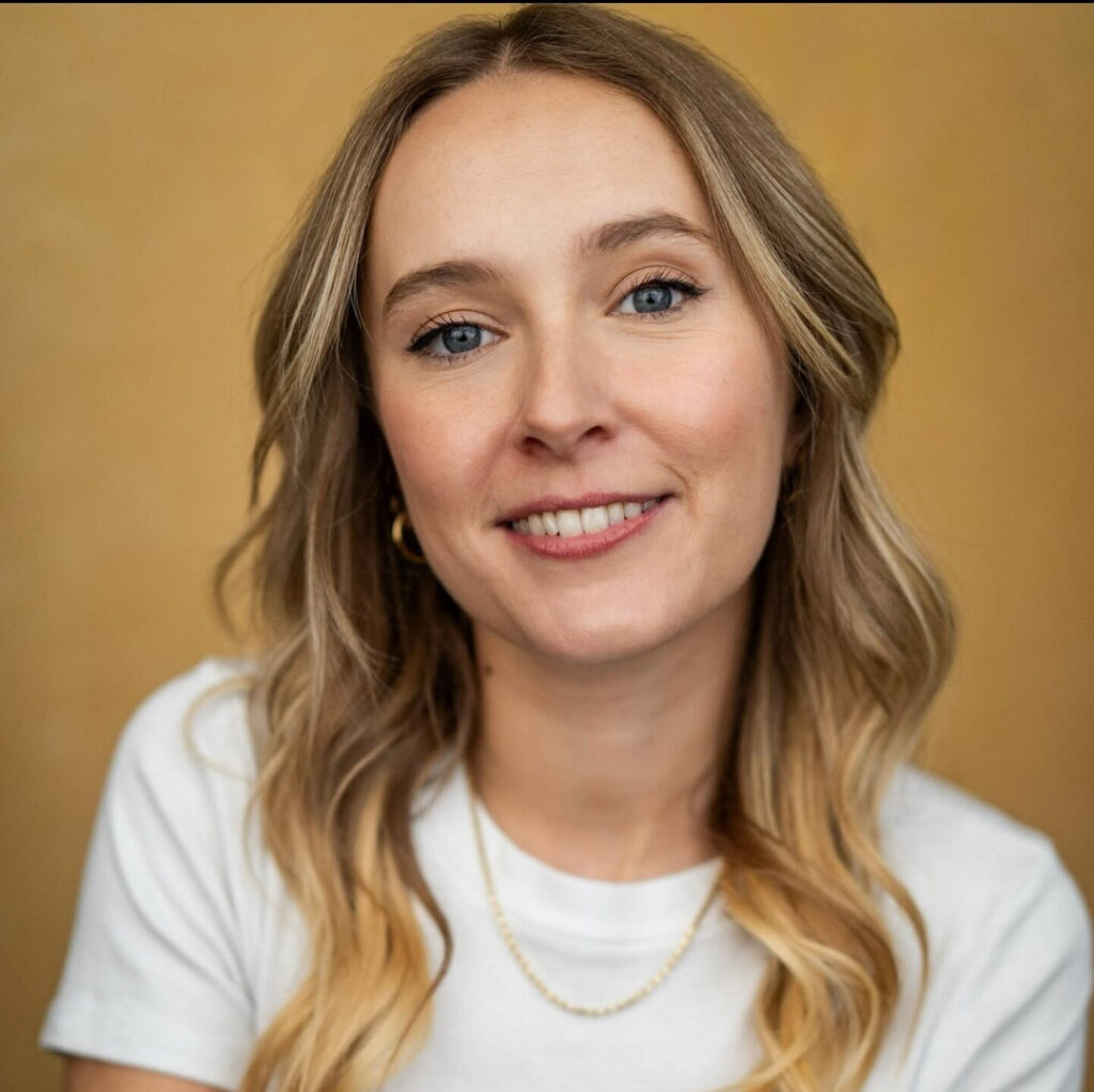 Celeb – Instagram – Rose Ayling – Ellis – Nude