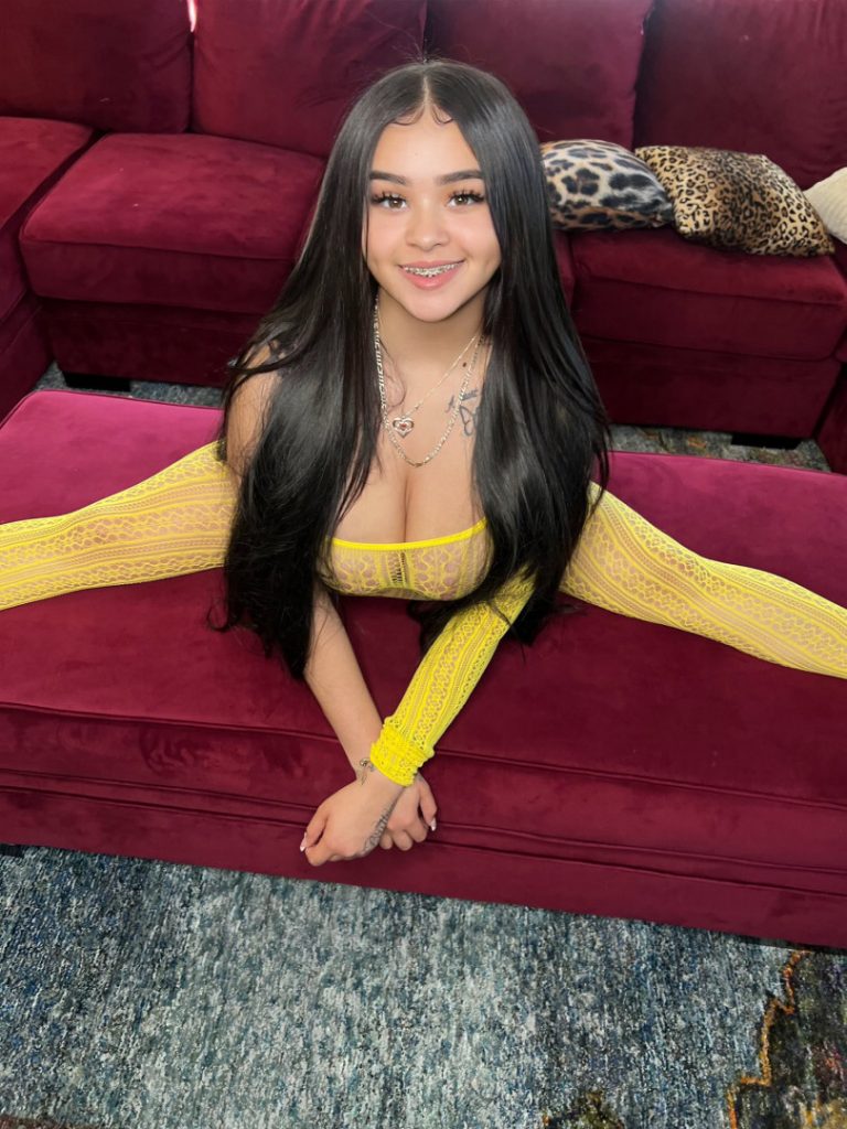 OnlyFans – Ruby2down | val2legit – Nude