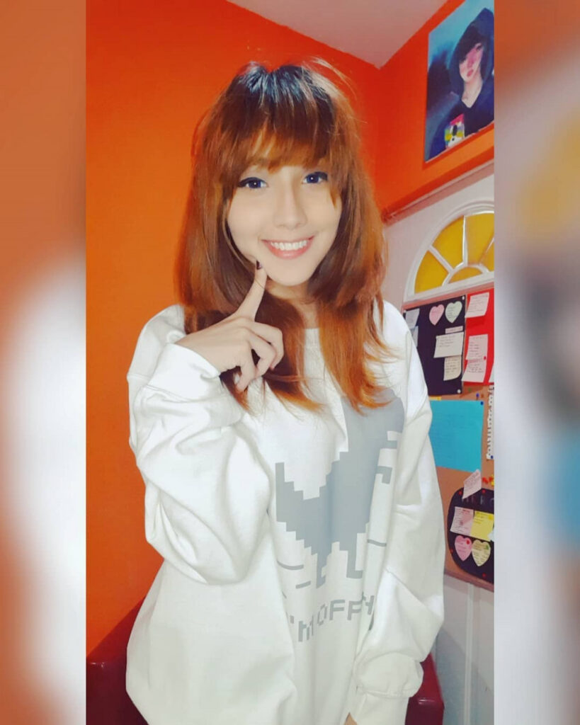 Instagram – s.meriweather – Nude