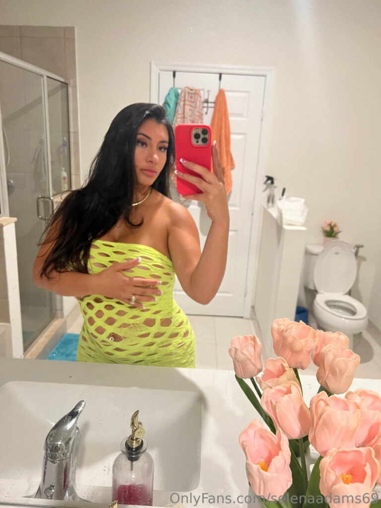 OnlyFans – Cam Girls – Selena Adams – Nude