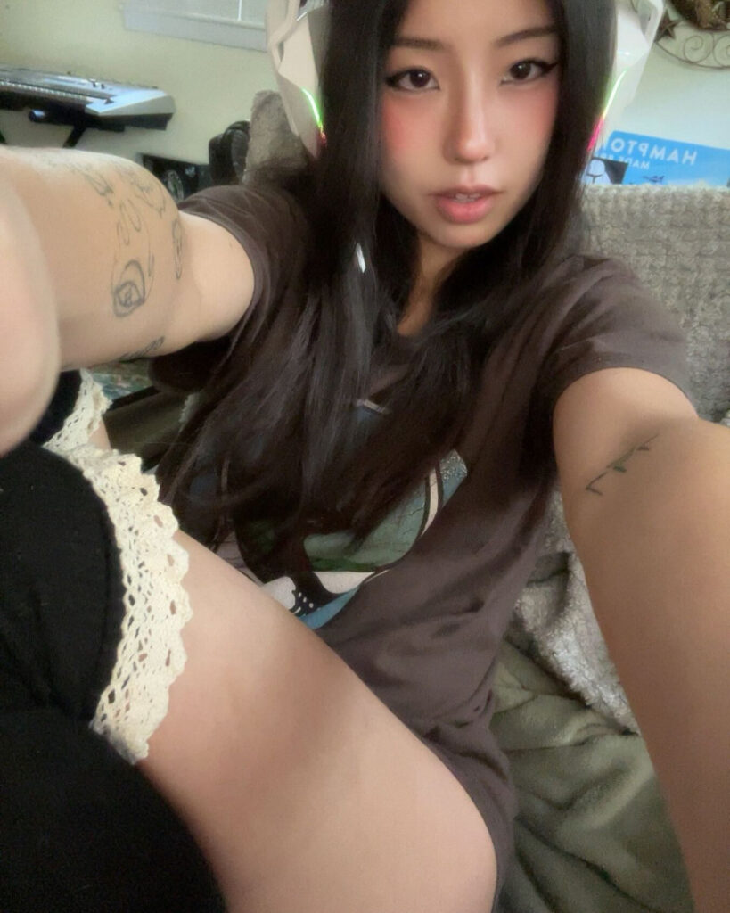 OnlyFans – Asian – Skyim – Nude