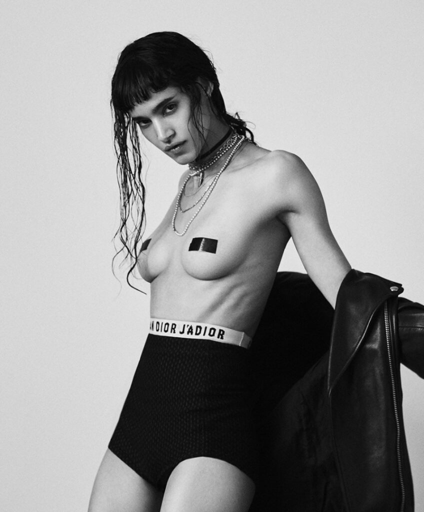 Celeb – Sofia Boutella – Nude