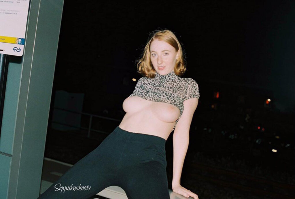 OnlyFans – somethingaboutolive – Nude