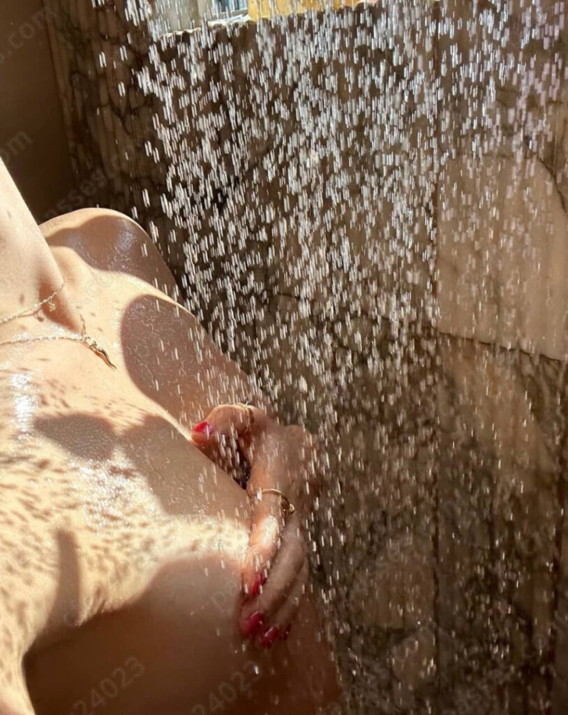 TikTok – Instagram – Soph Mosca – Nude