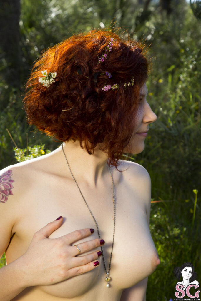 Suicide Girls – Sunflower – Nude