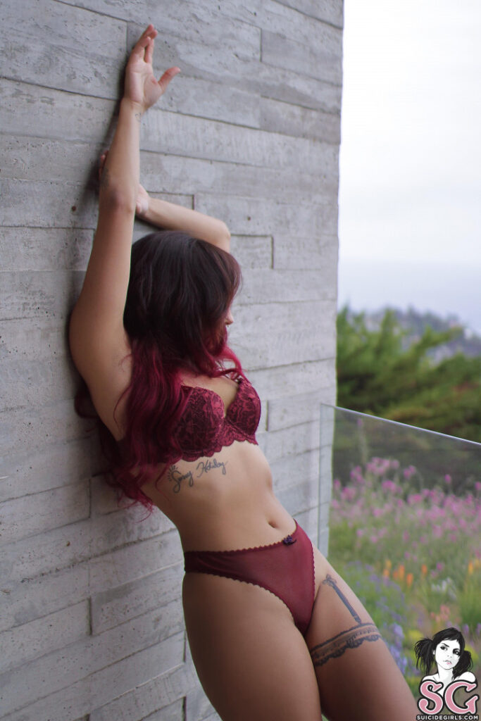 Suicide Girls – Sunny Suicide / Miss Sunny Holiday – Nude