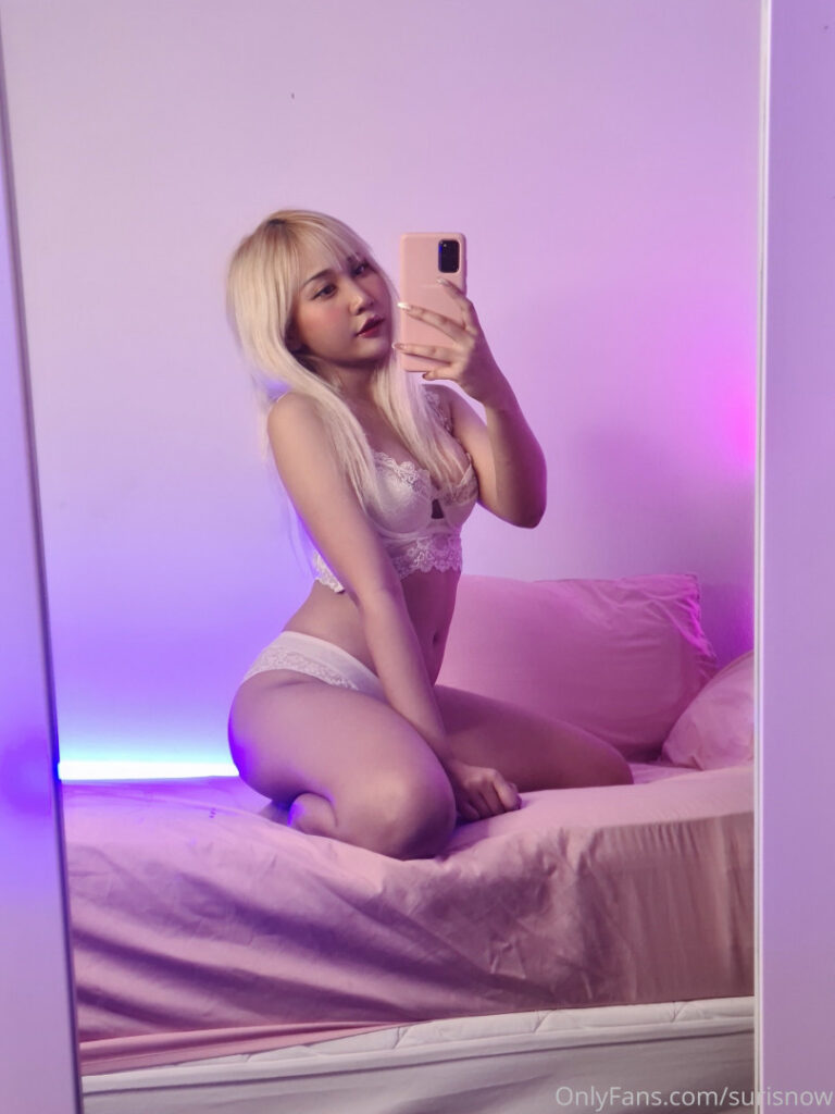 OnlyFans – Petite – Asian – Suri / surisnow – Nude