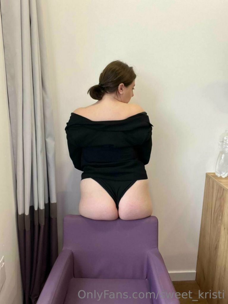 OnlyFans – T H I C C – Sweet Buns / sweet_kkk / kristi_kkk – Nude