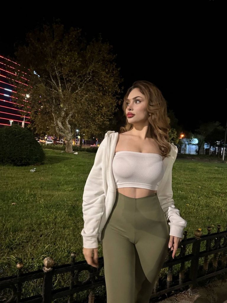 TikTok – symkyck – Nude