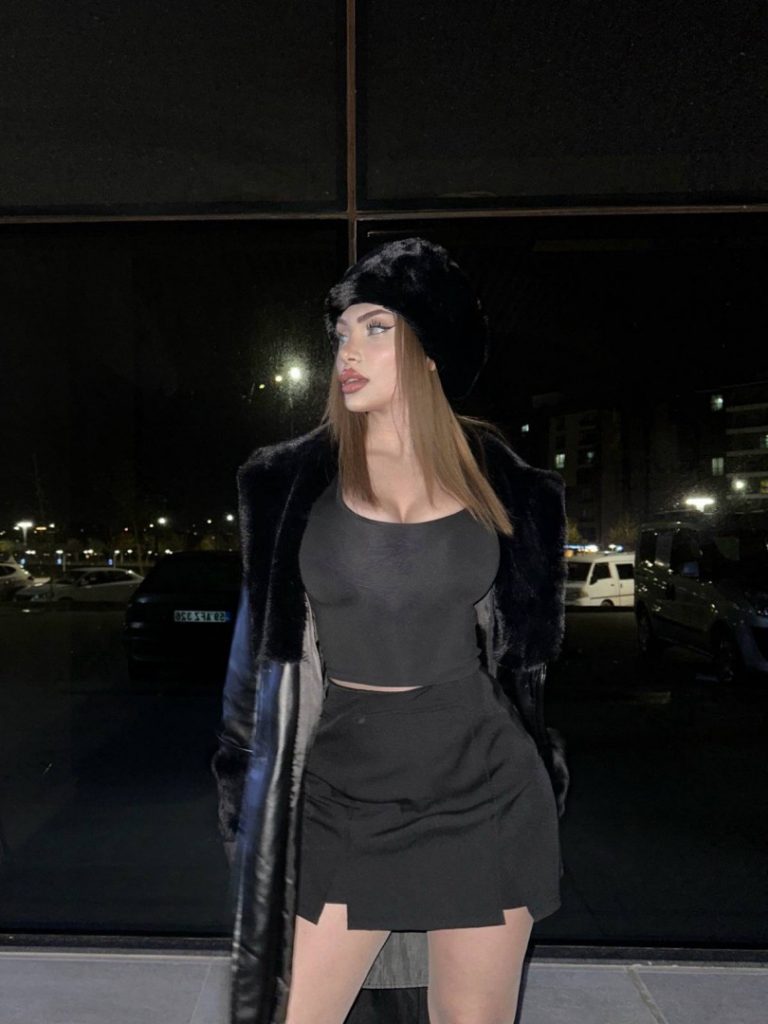 TikTok – symkyck – Nude