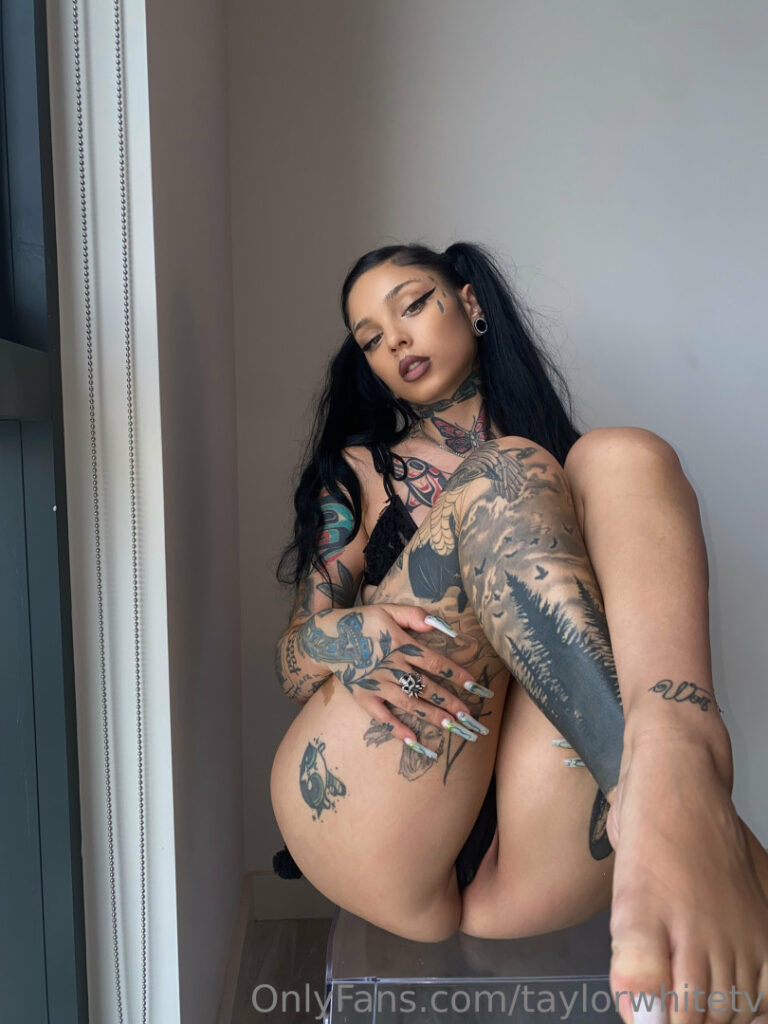 OnlyFans – Taylor White | taylorwhitetv – Nude