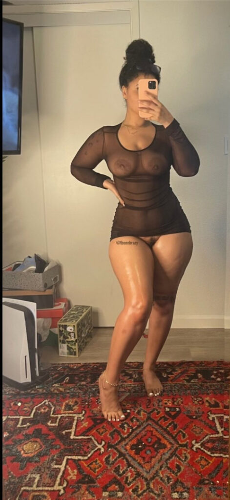 OnlyFans – T H I C C – Tbrazzyyy/ tbeenbrazy – Nude