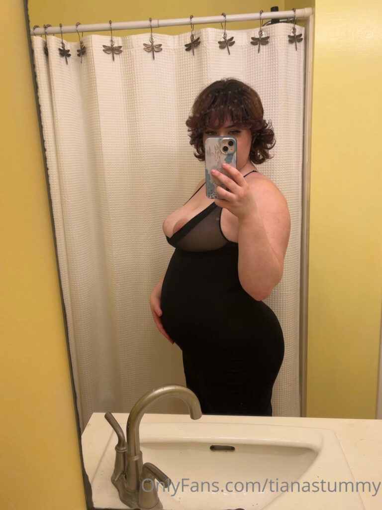 OnlyFans – BBW – T H I C C – Tianastummy – Nude