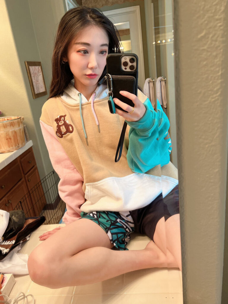 Twitch – Petite – Asian – triciaisabirdy – Nude